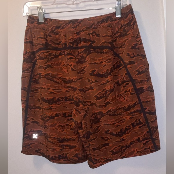 Lululemon Pace Breaker Short Linerless Tiger Camo 9 Inch Inseam - Picture 5 of 7